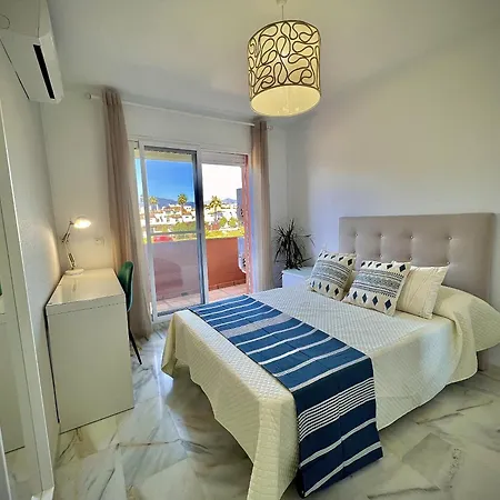 Marbella Vistazur With Pool By Homing Semesterbostad